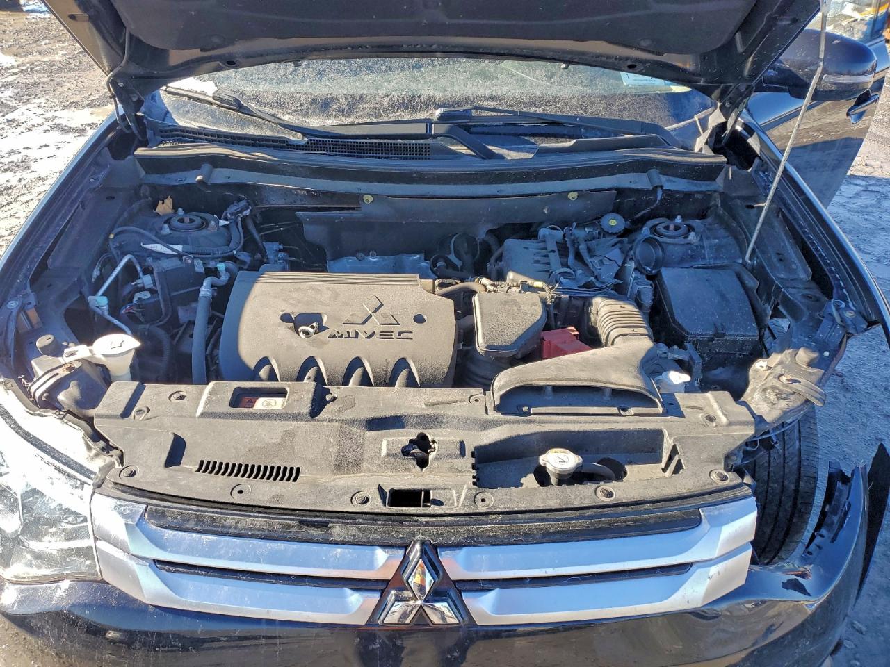 Mitsubishi Outlander Se Image 13