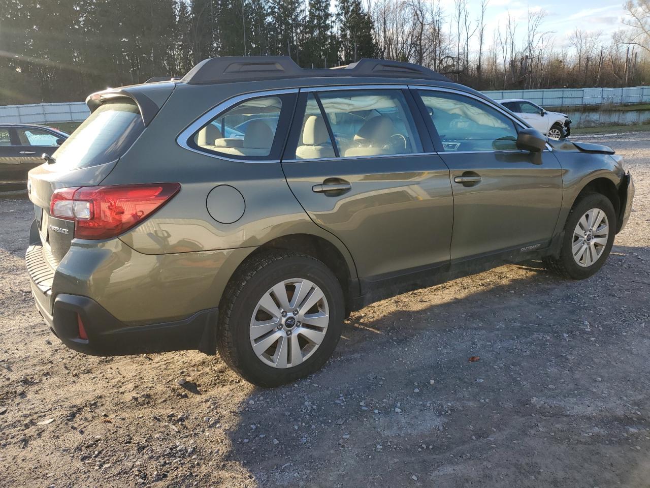 Subaru Outback 2.5i Image 3
