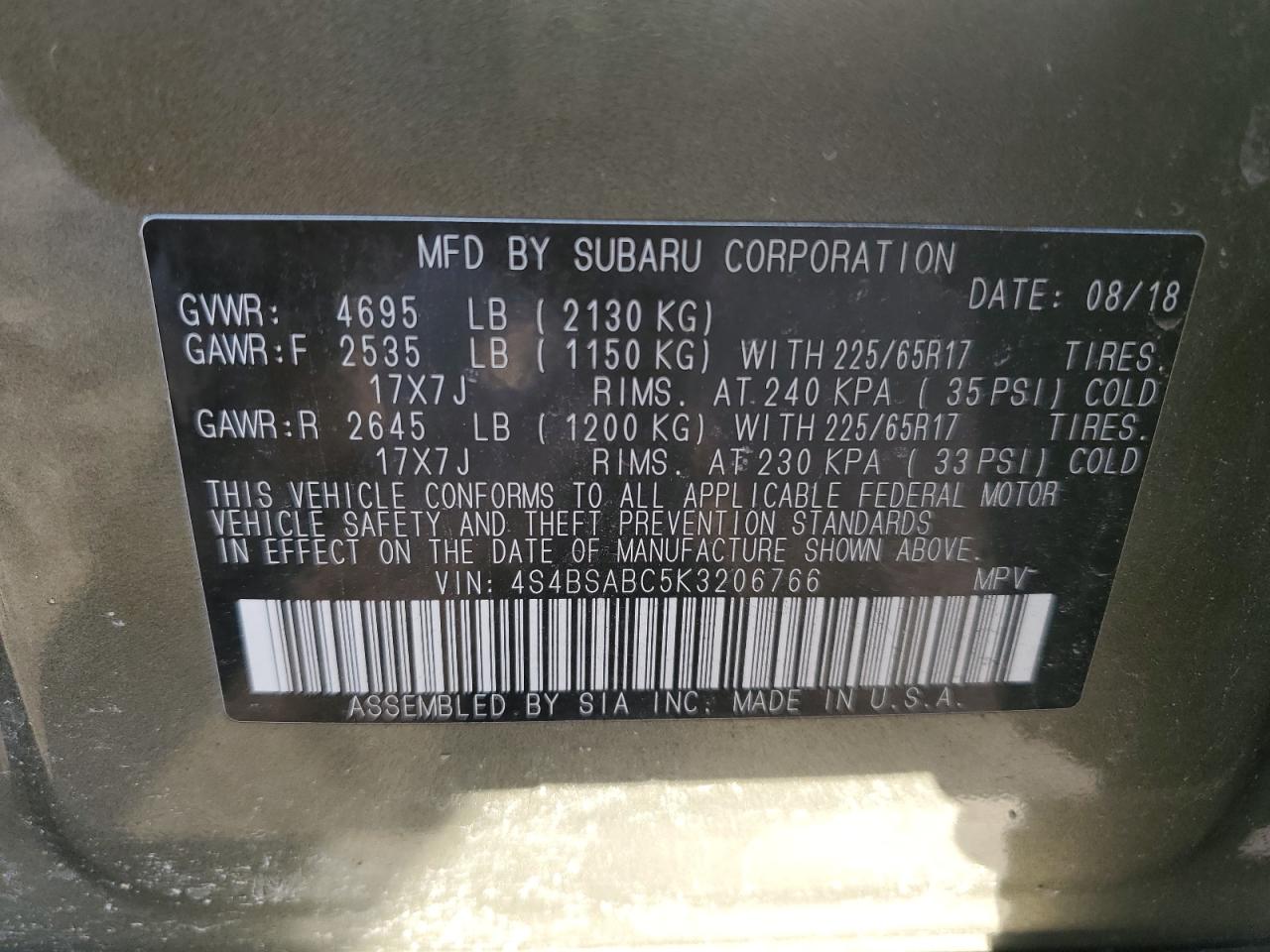 Subaru Outback 2.5i Image 9