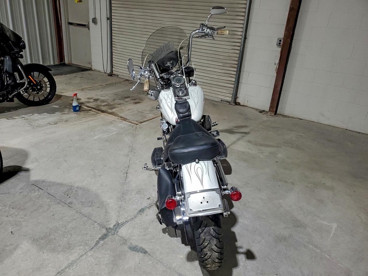 Harley-Davidson Fl Image 9