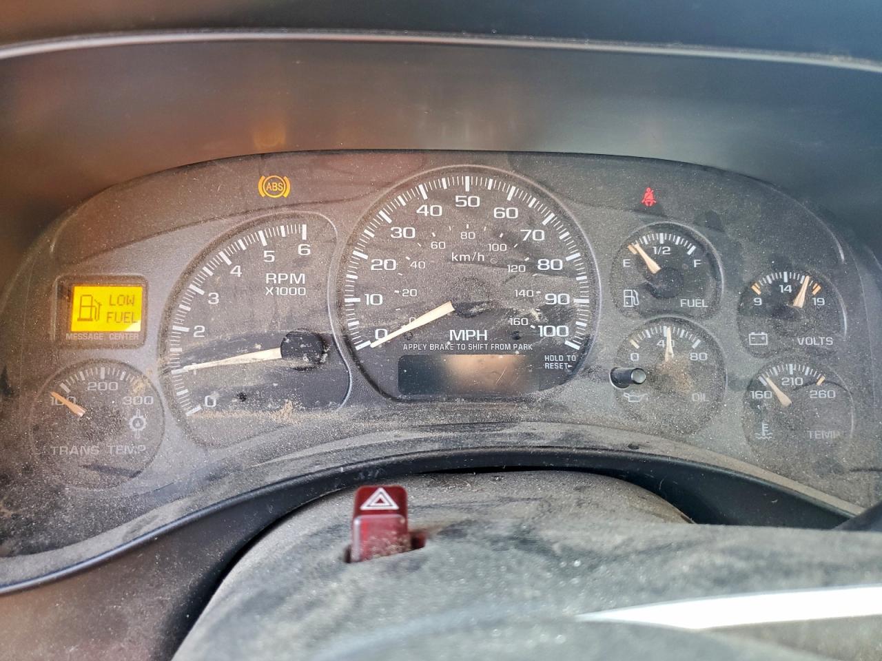 Chevrolet Silverado K2500 Heavy Duty Image 10