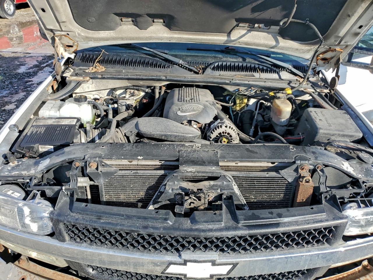 Chevrolet Silverado K2500 Heavy Duty Image 12