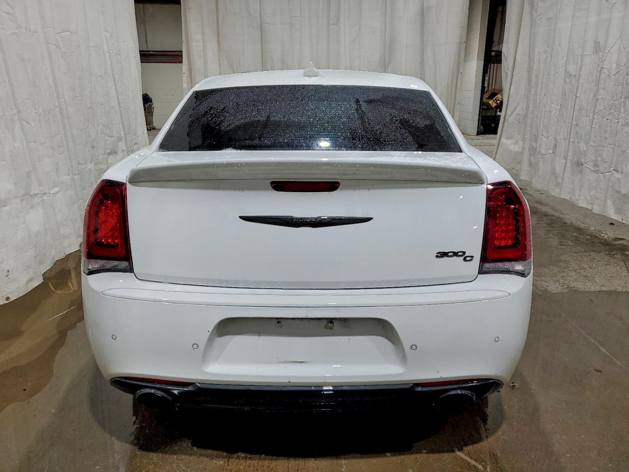 Chrysler 300 Image 5