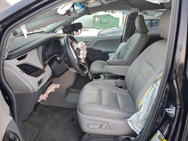 Toyota Sienna Xle Image 5