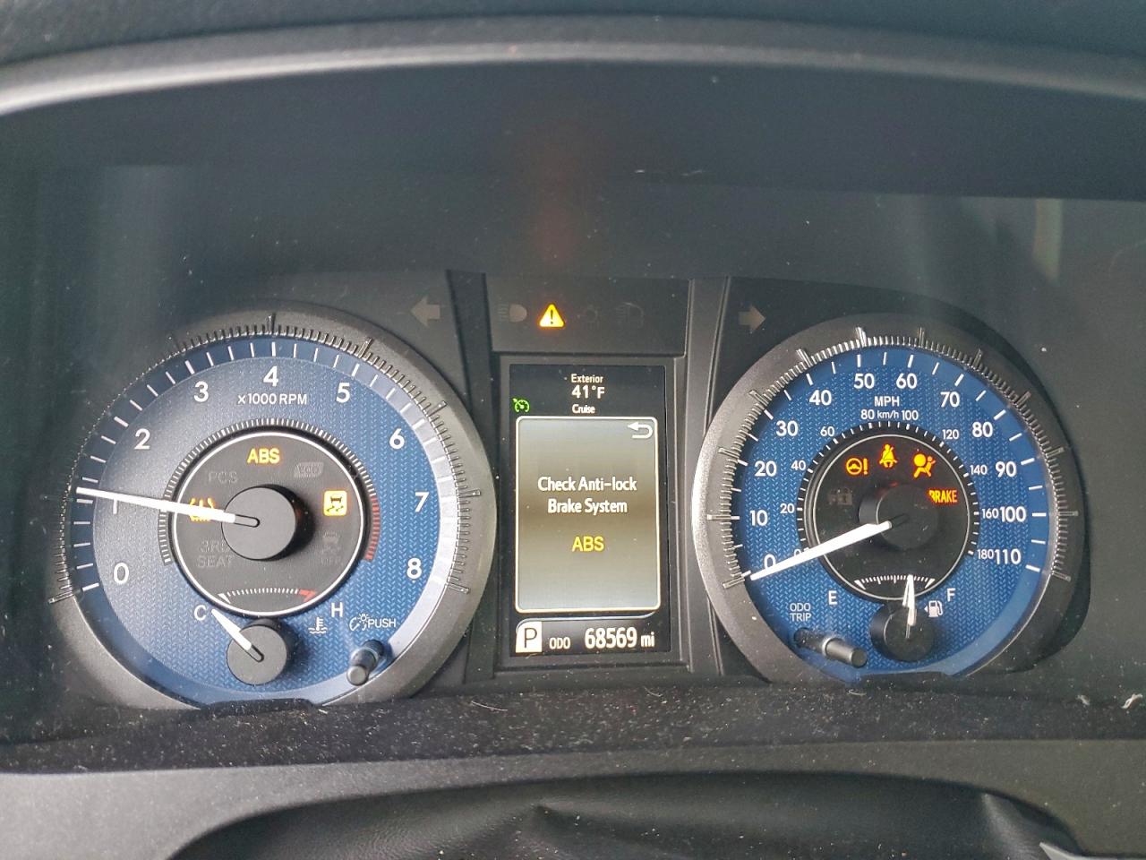 Toyota Sienna Xle Image 9