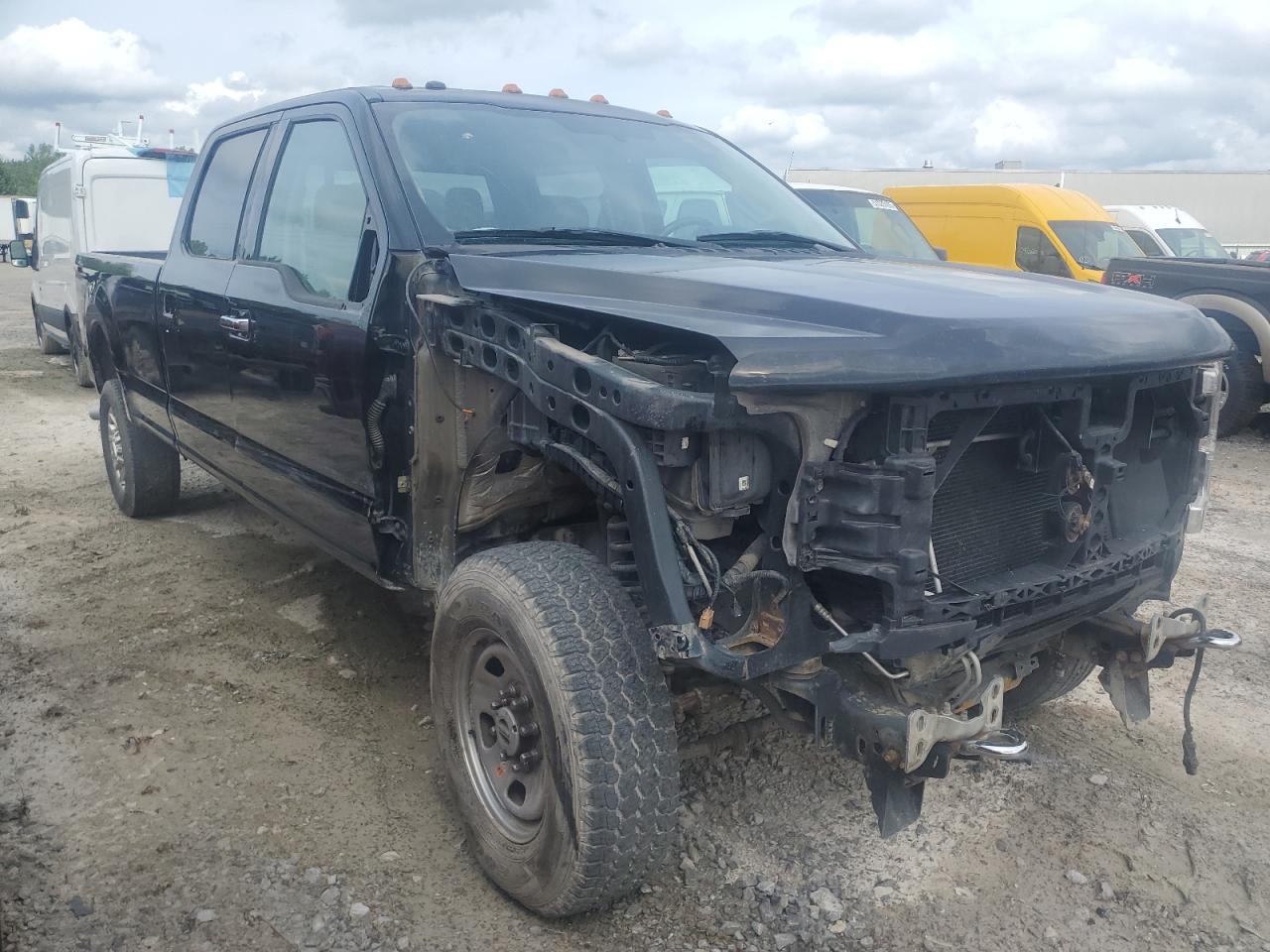 Ford F-350 Super Duty Image 3