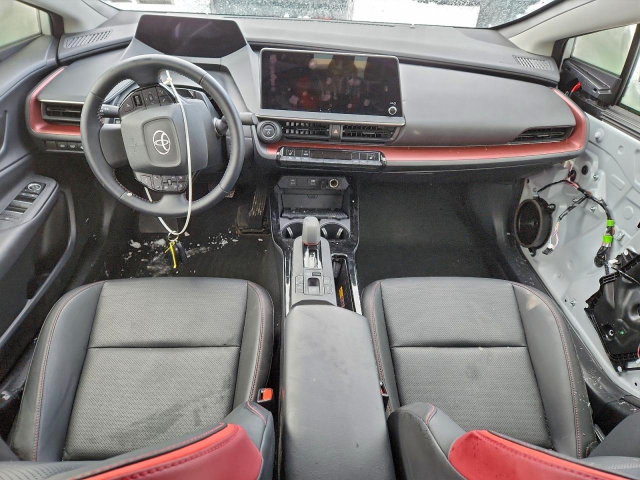 Toyota Prius Se Image 8