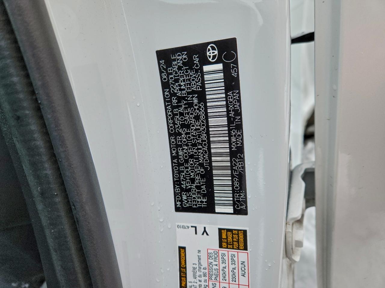 Toyota Prius Se Image 13