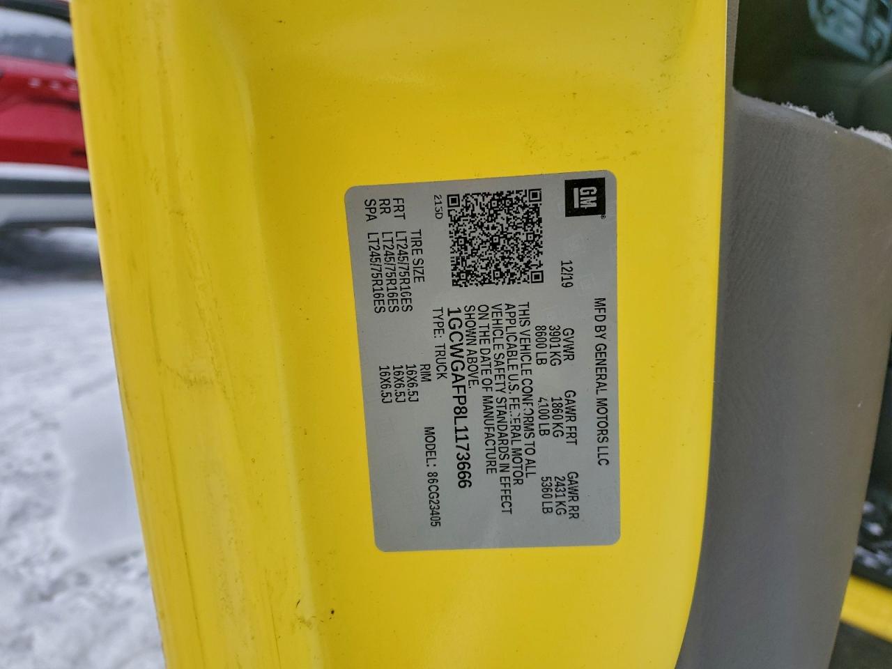 Chevrolet Express Image 11