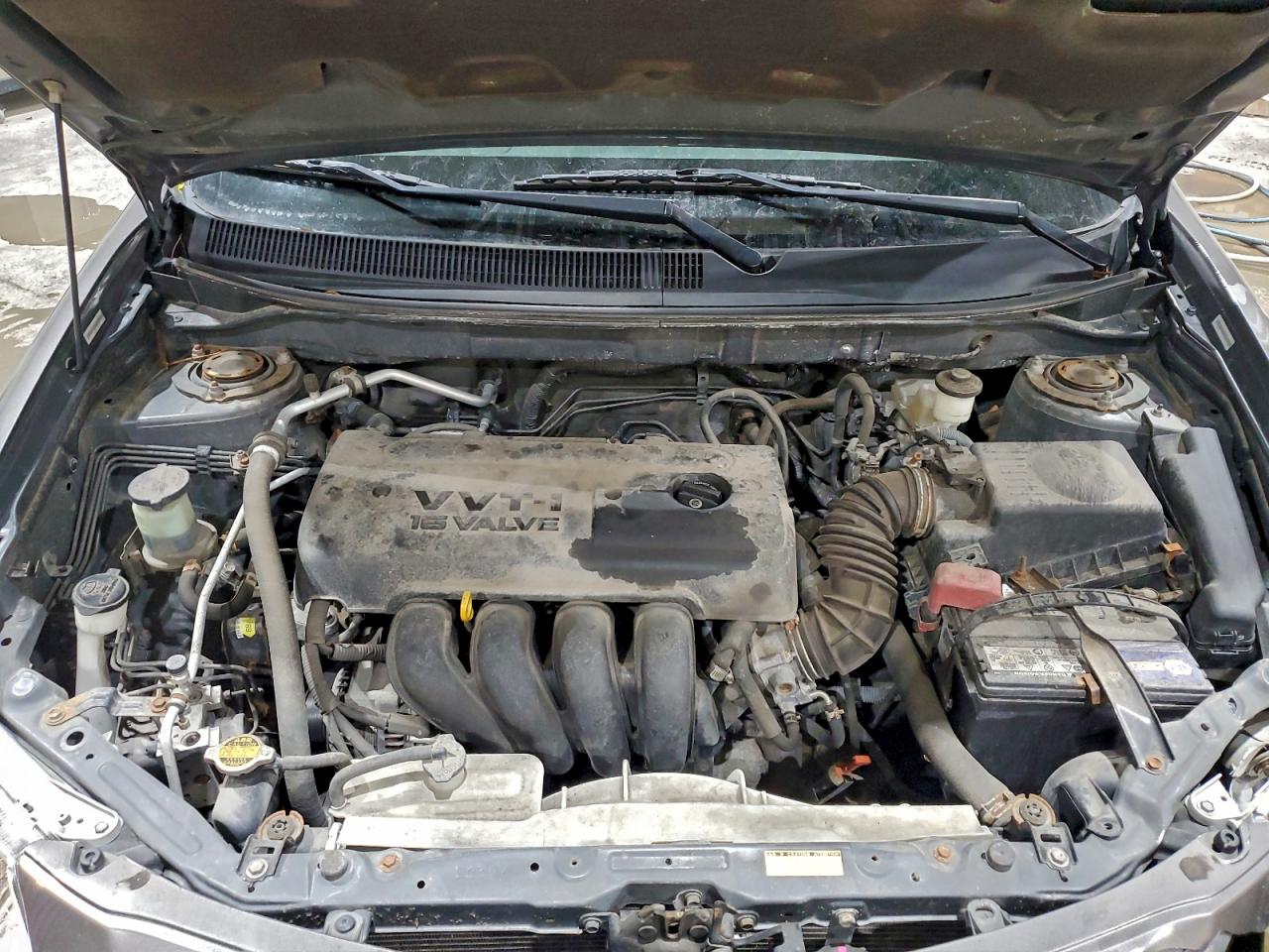 Pontiac Vibe Image 11