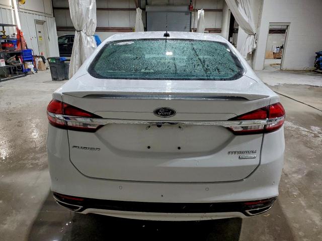 Ford Fusion Titanium Image 2
