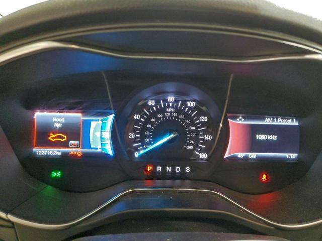 Ford Fusion Titanium Image 8