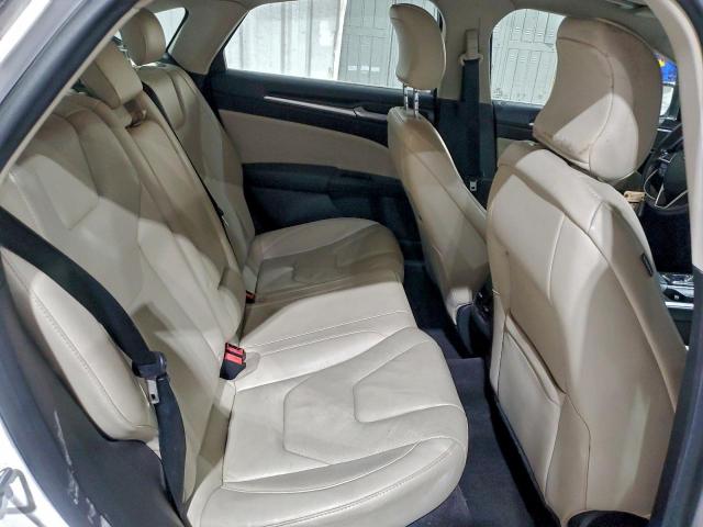 Ford Fusion Titanium Image 6