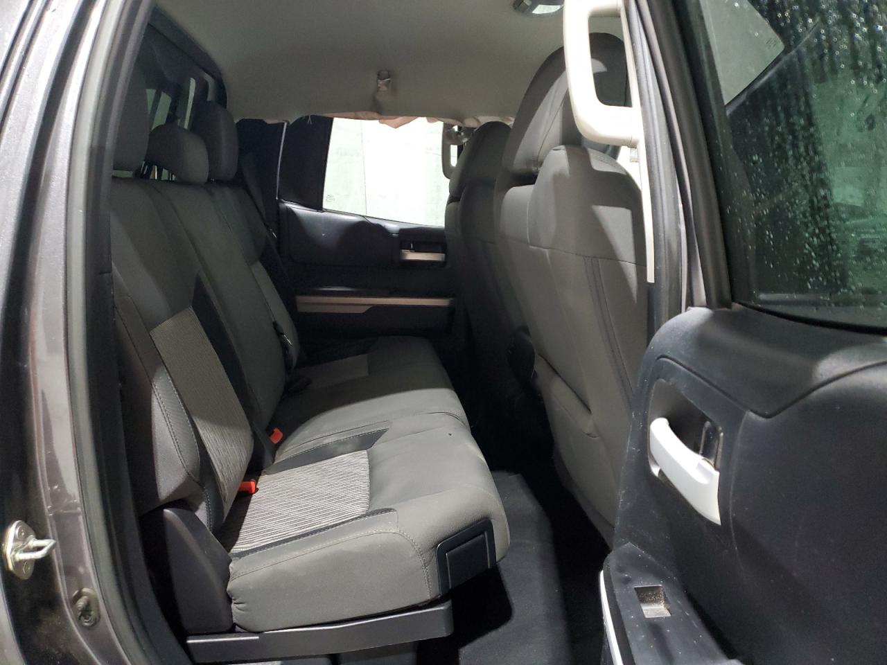 Toyota Tundra Double Cab Sr Image 7