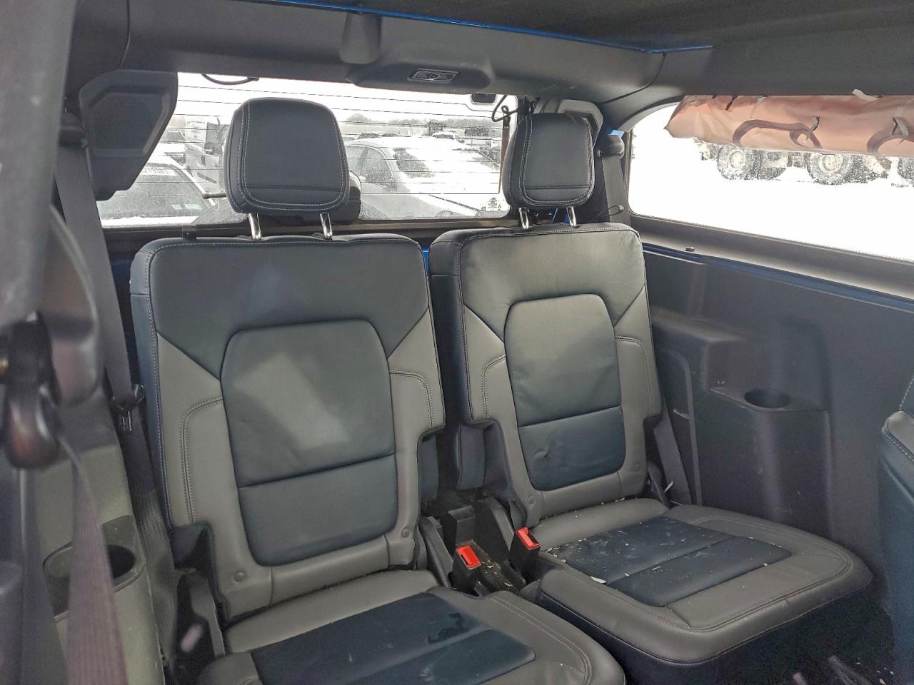 Ford Bronco Base Image 4