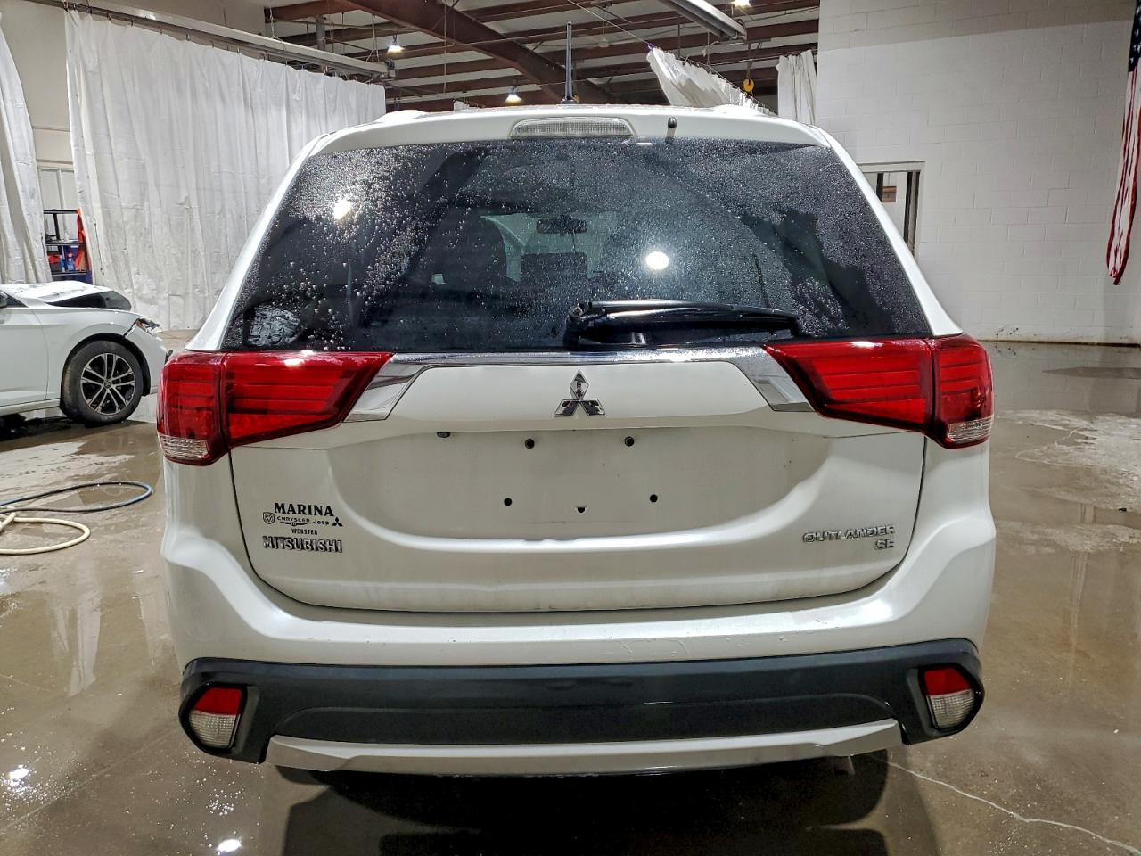 Mitsubishi Outlander Se Image 13