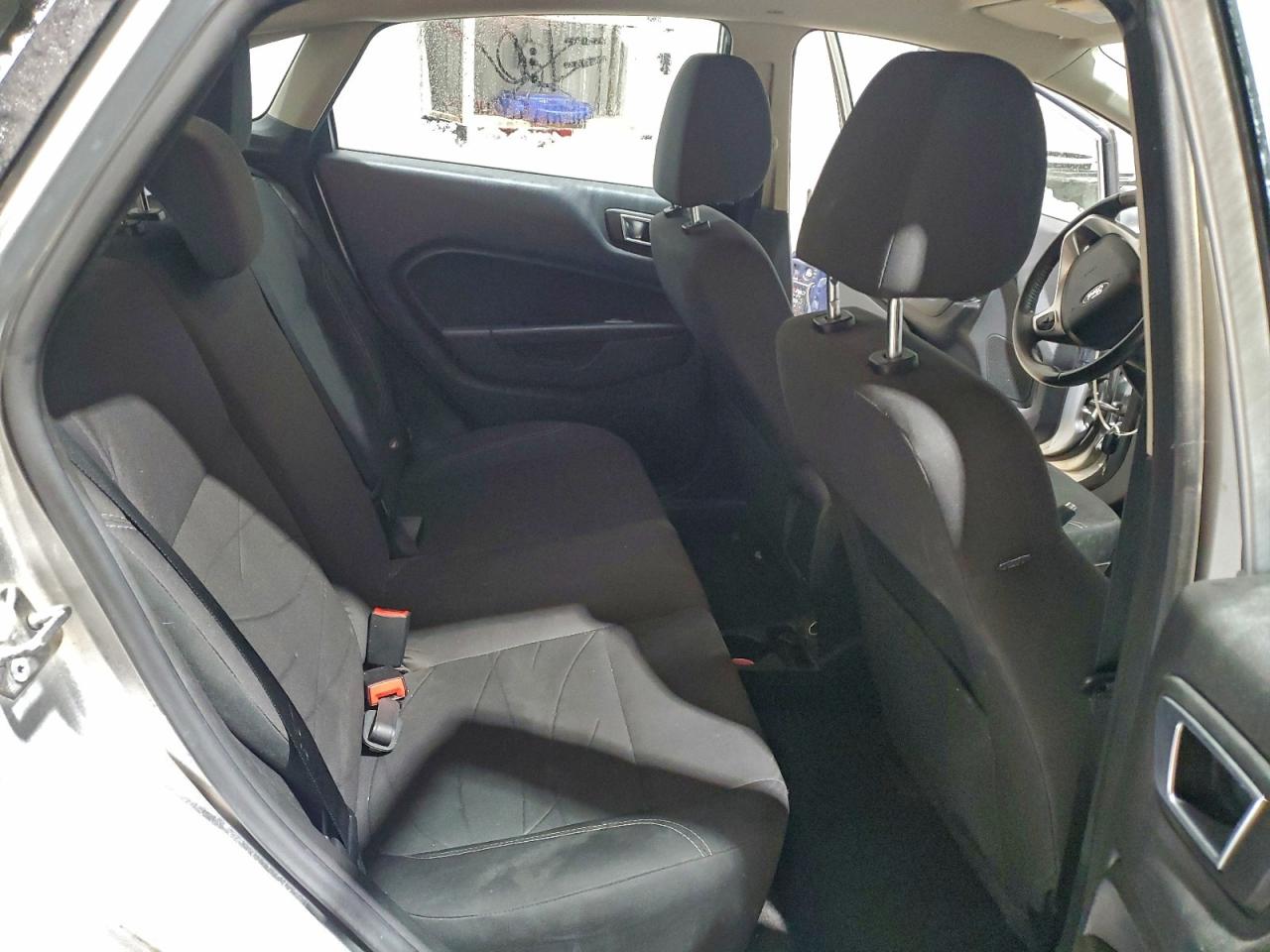 Ford Fiesta Se Image 12