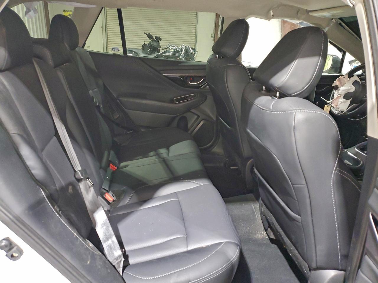 Subaru Outback Limited Xt Image 2