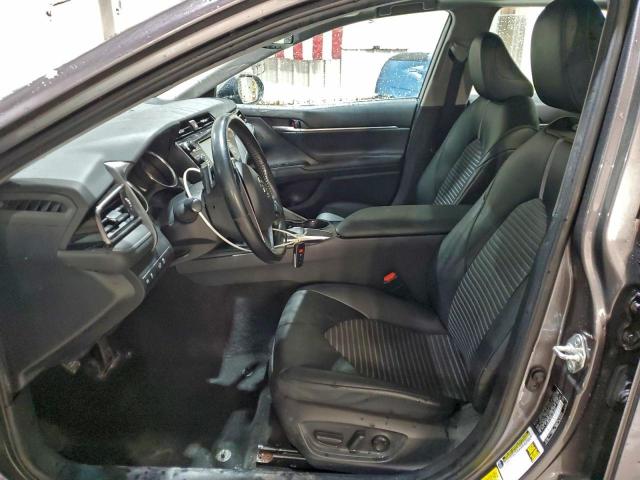 Toyota Camry Se Image 7