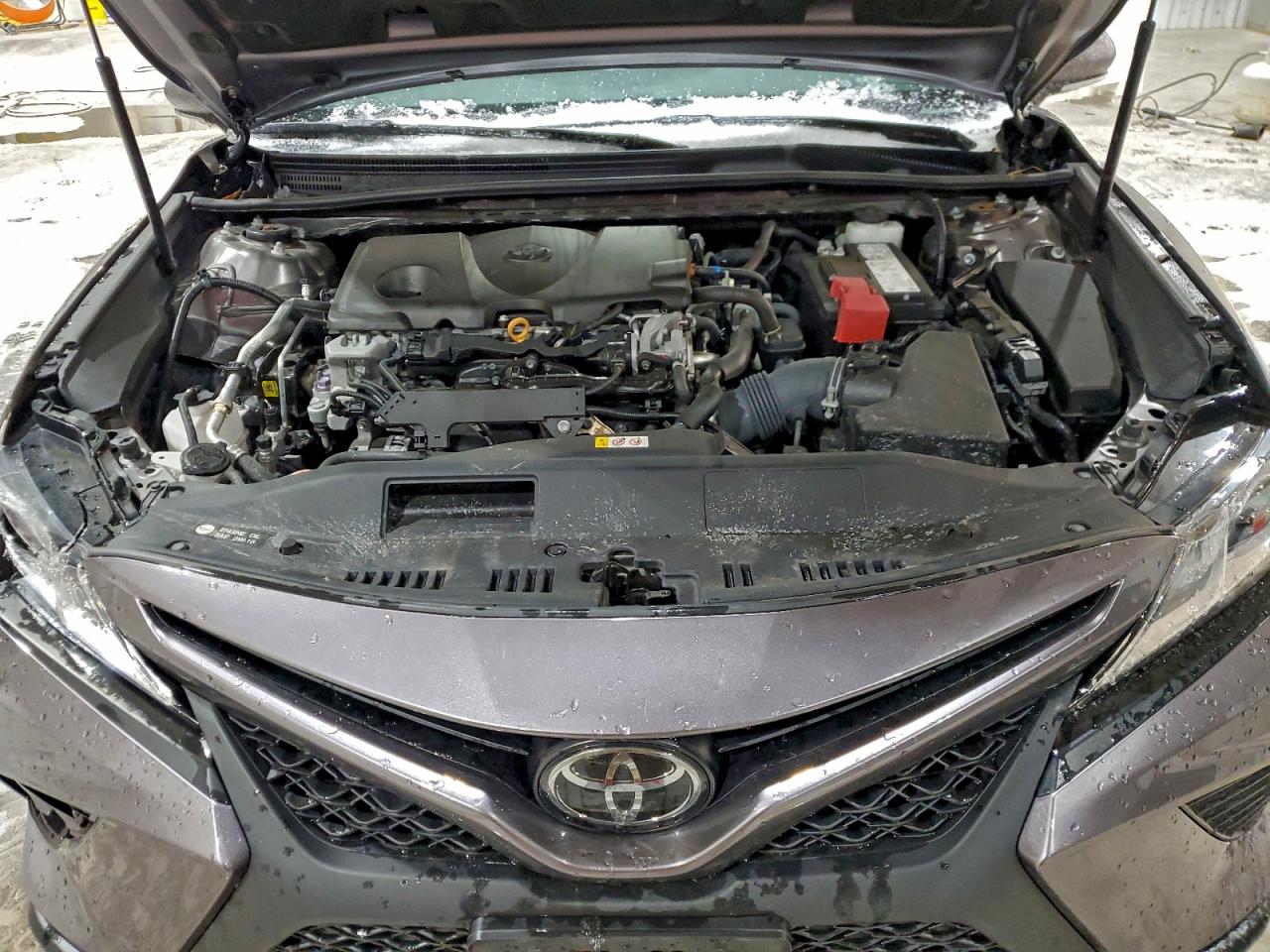 Toyota Camry Se Image 9