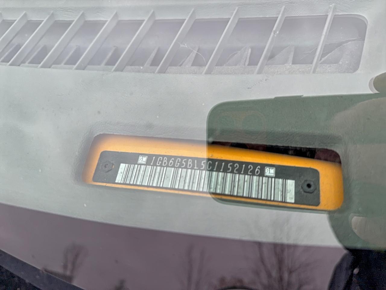 Chevrolet Express Image 7