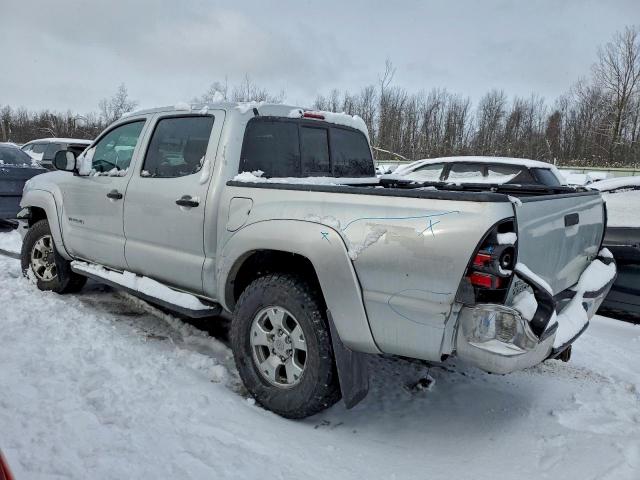 Toyota Tacoma Double Cab Image 2
