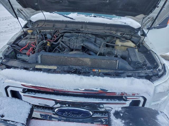 Ford F-250 Super Duty Image 11