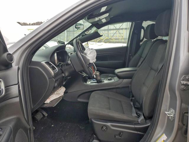 Jeep Grand Cherokee Laredo Image 3