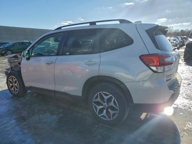 Subaru Forester Premium Image 2