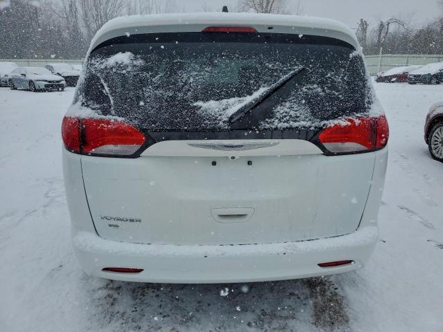 Chrysler Minivan L Image 11