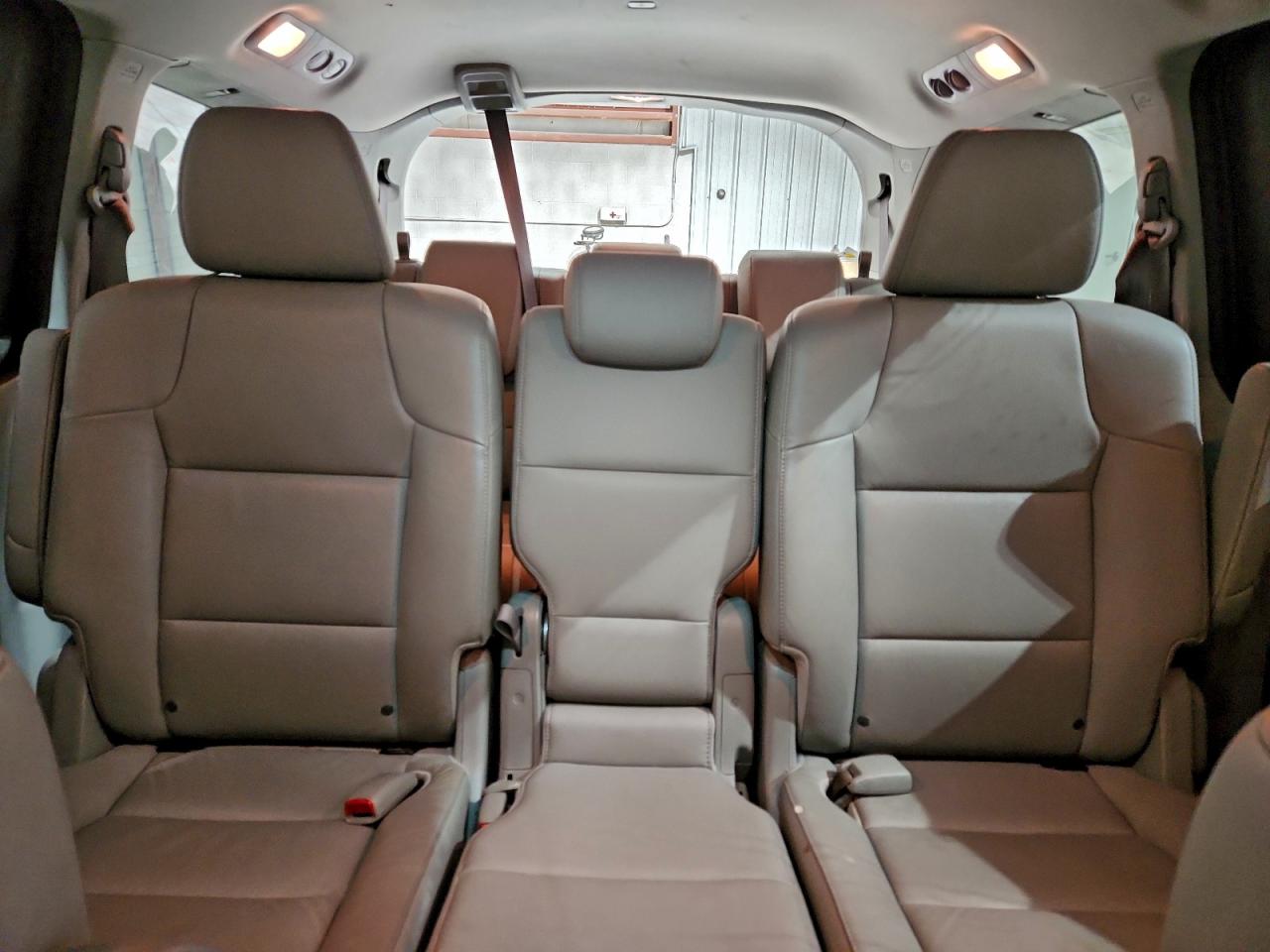 Honda Odyssey Exl Image 10