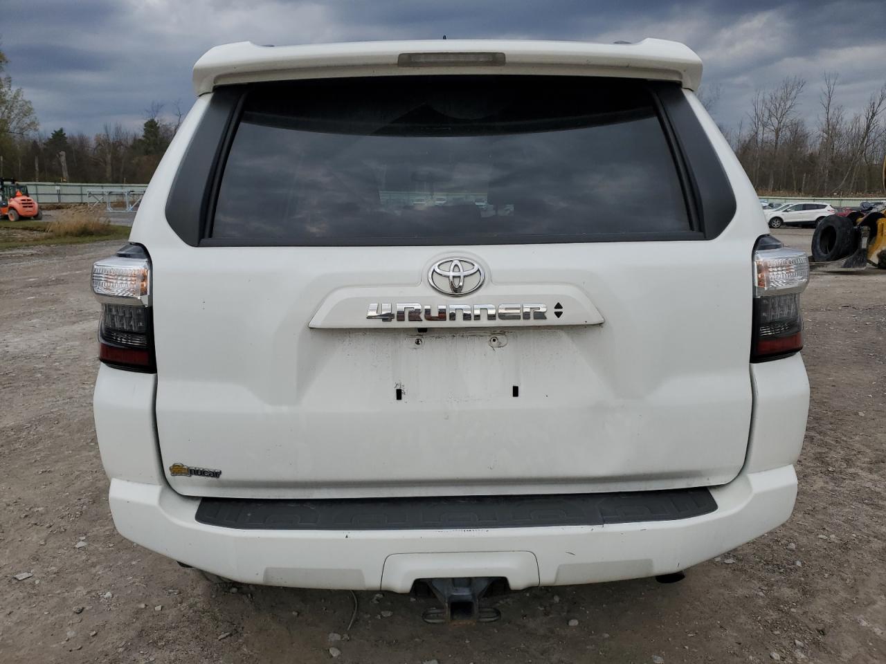 Toyota 4Runner Sr5/sr5 Premium Image 2