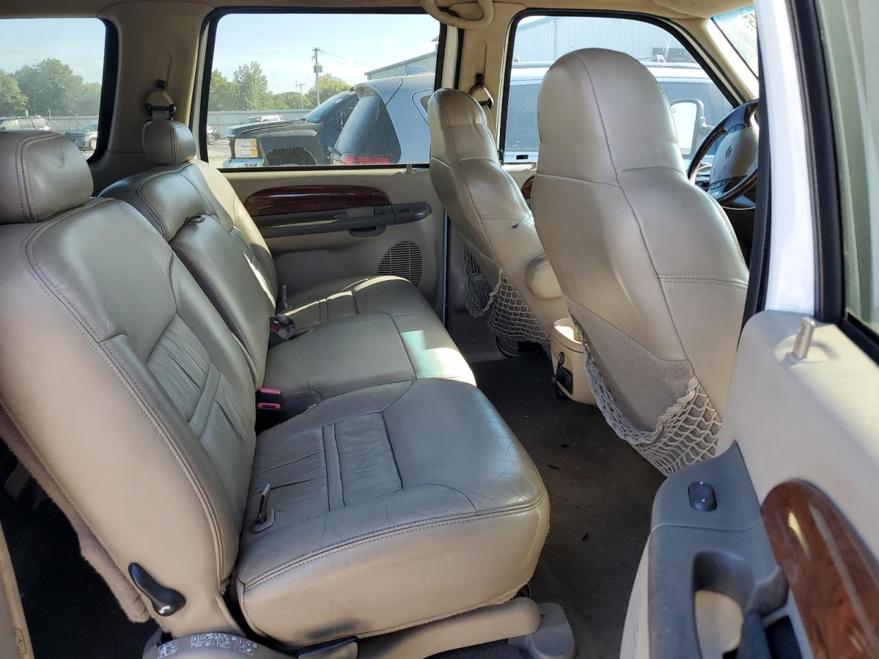 Ford Excursion Limited Image 9