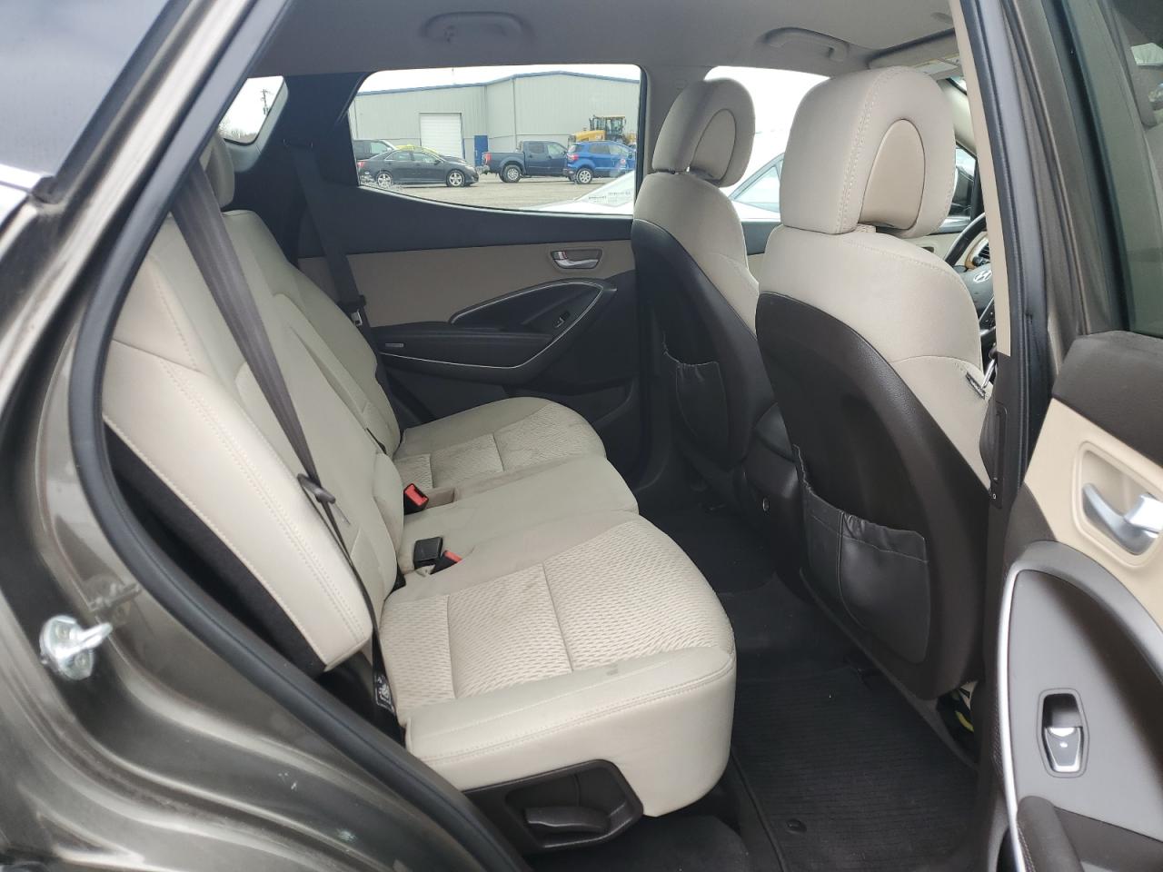 Hyundai SANTA FE Image 12