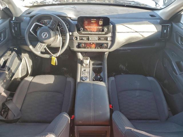 Nissan Pathfinder S Image 6