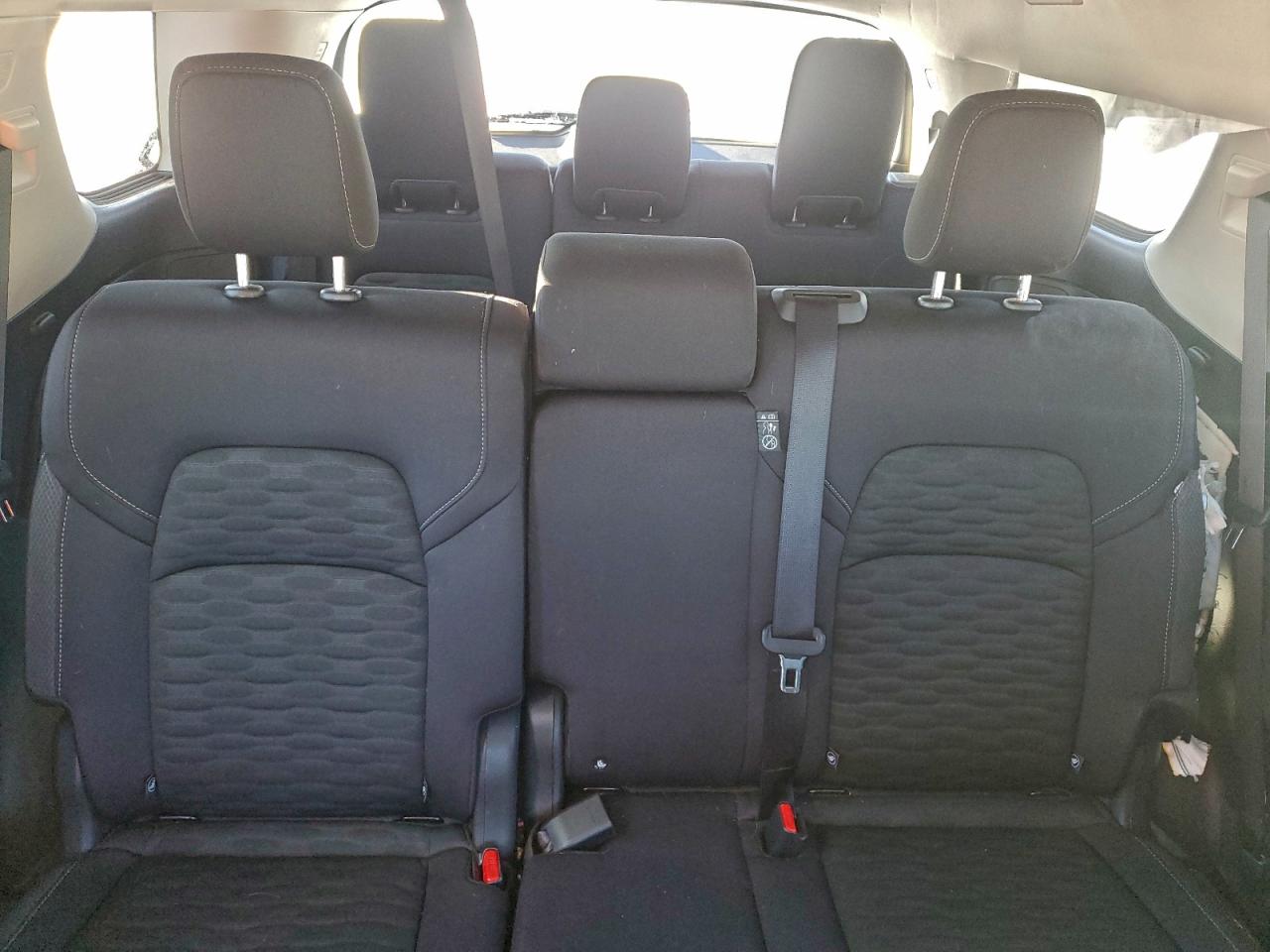 Nissan Pathfinder S Image 13