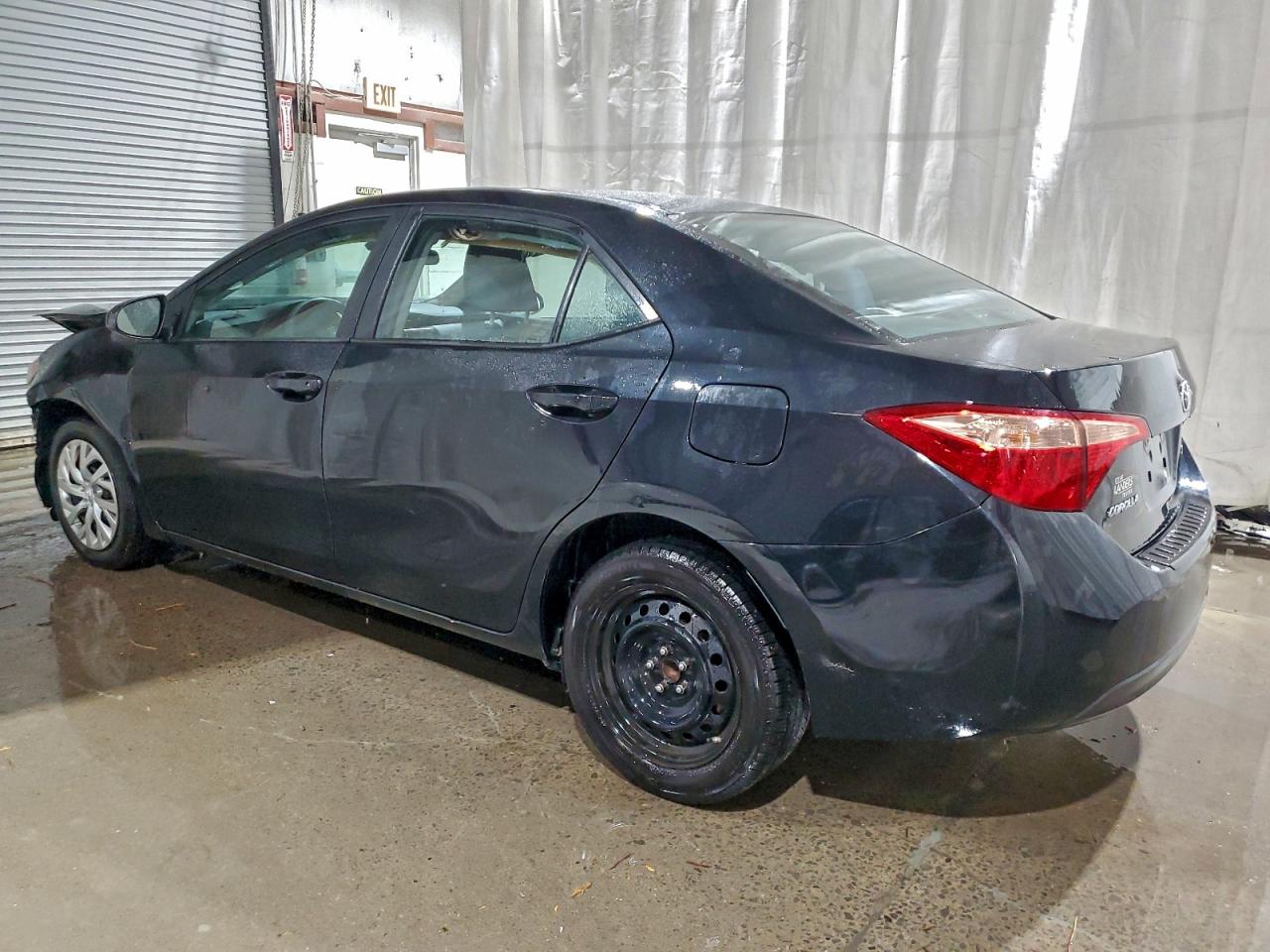 Toyota Corolla L Image 3