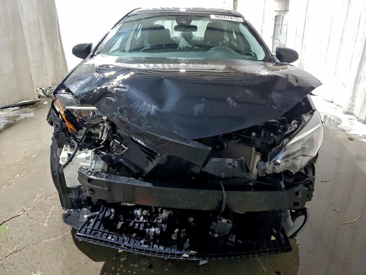 Toyota Corolla L Image 10