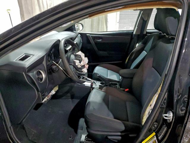 Toyota Corolla L Image 7