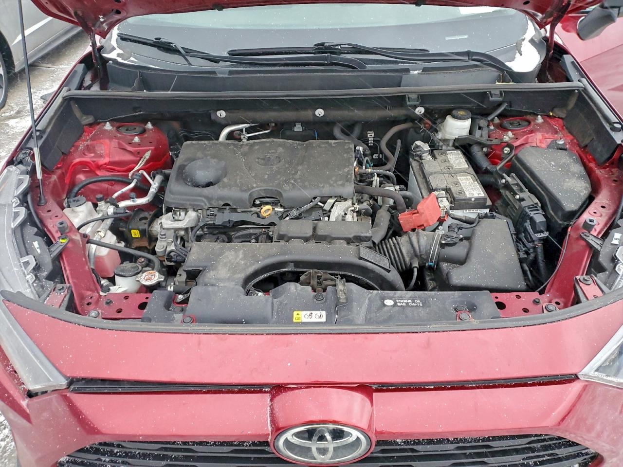 Toyota RAV4 Le Image 9