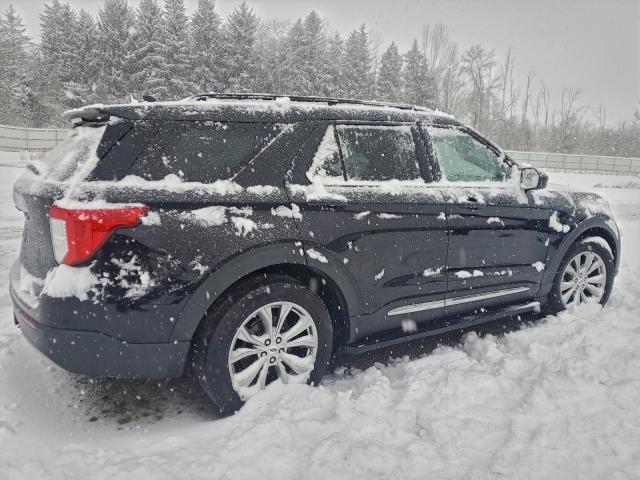 Ford Explorer Xlt Image 3