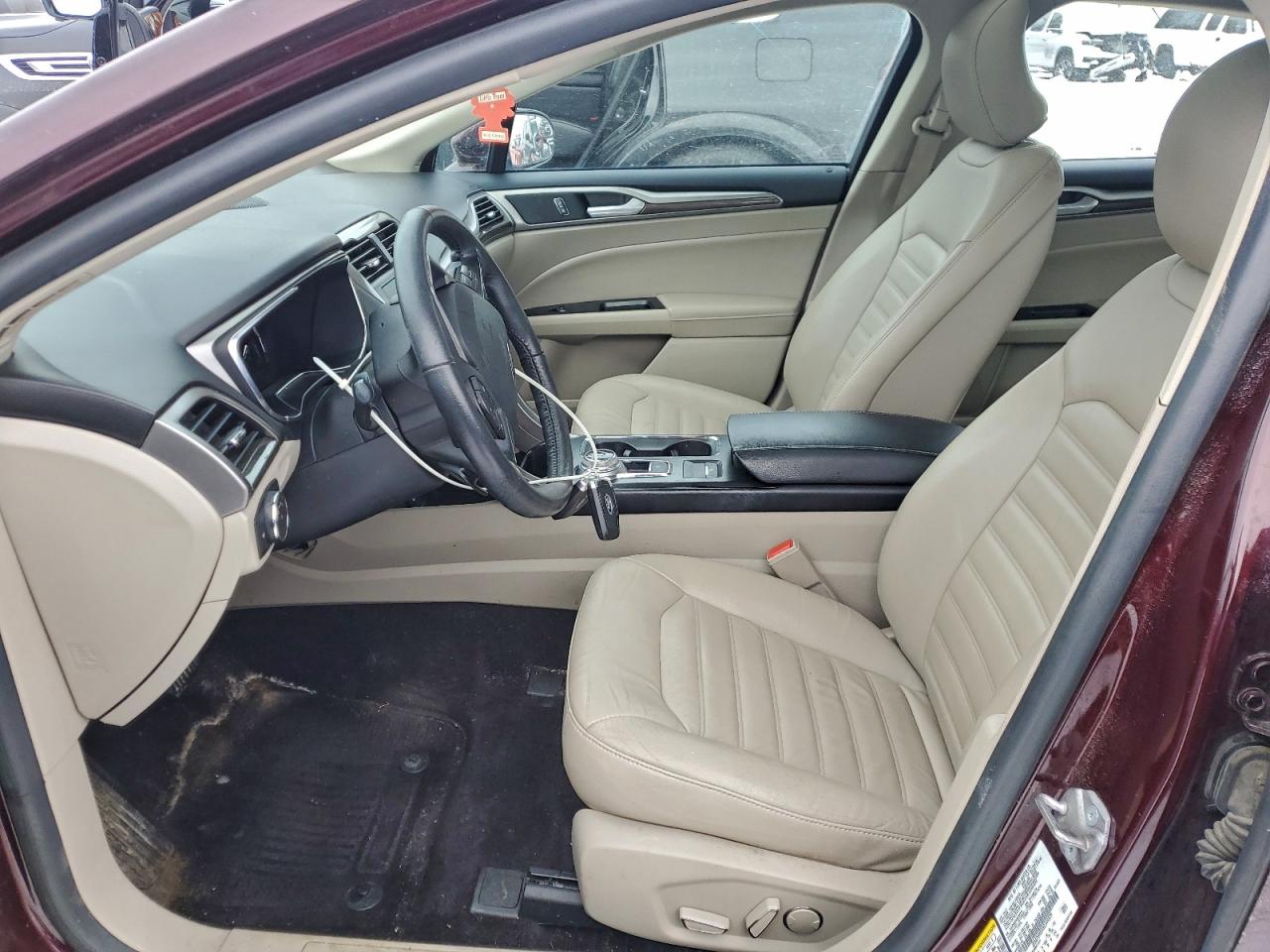 Ford Fusion Se Image 2