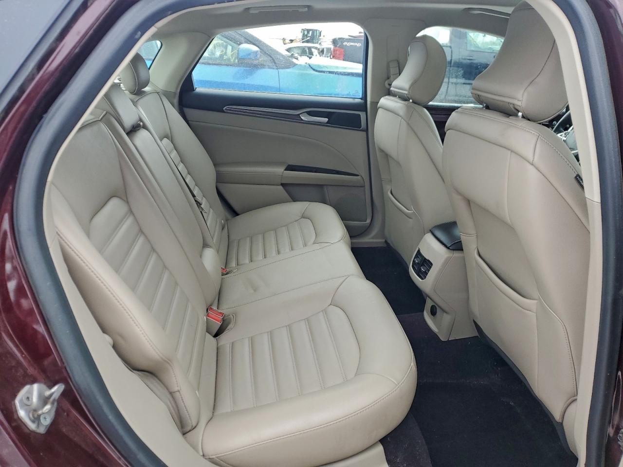 Ford Fusion Se Image 5