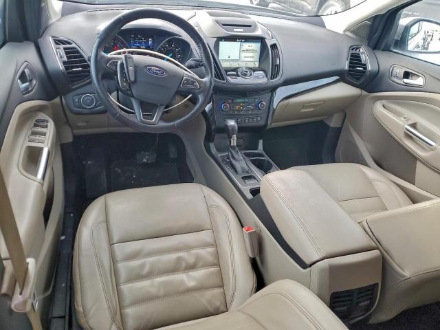 Ford Escape Titanium Image 4