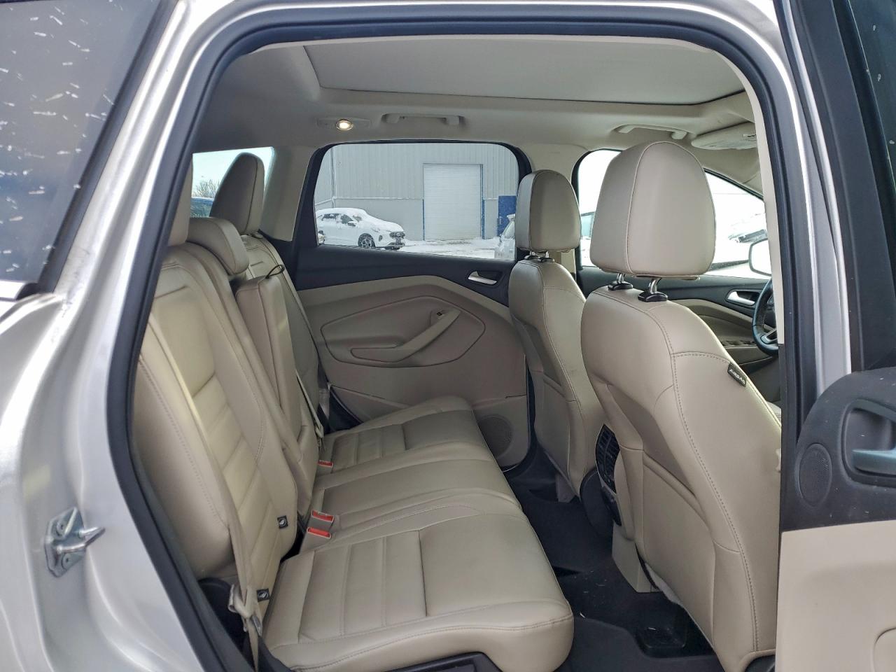 Ford Escape Titanium Image 5