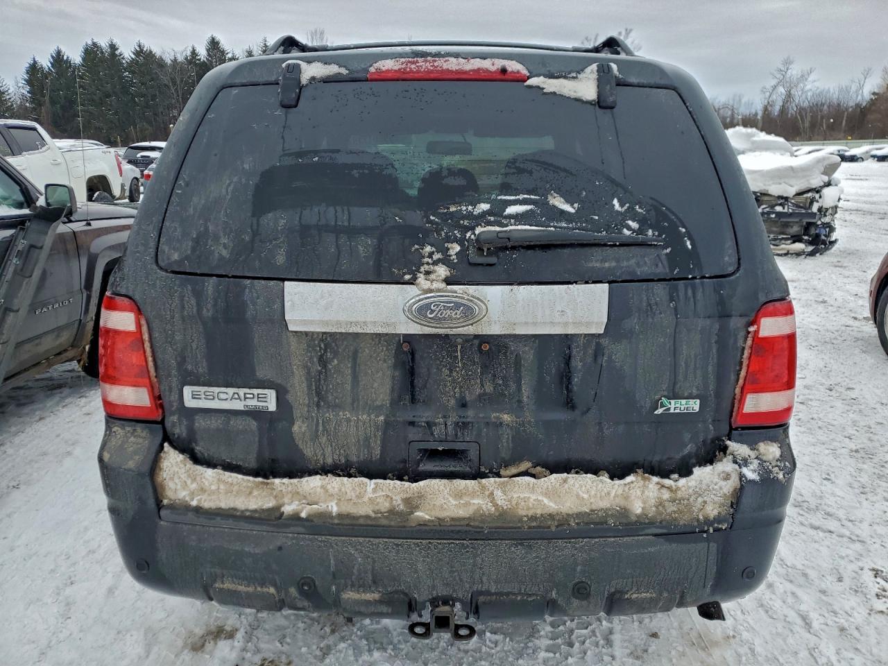 Ford Escape Limited Image 12