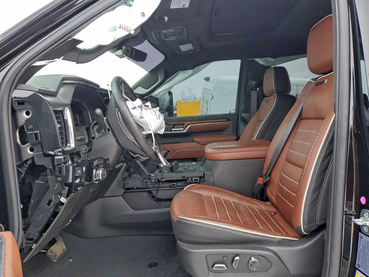 GMC Sierra K3500 Denali Ultimate Image 7