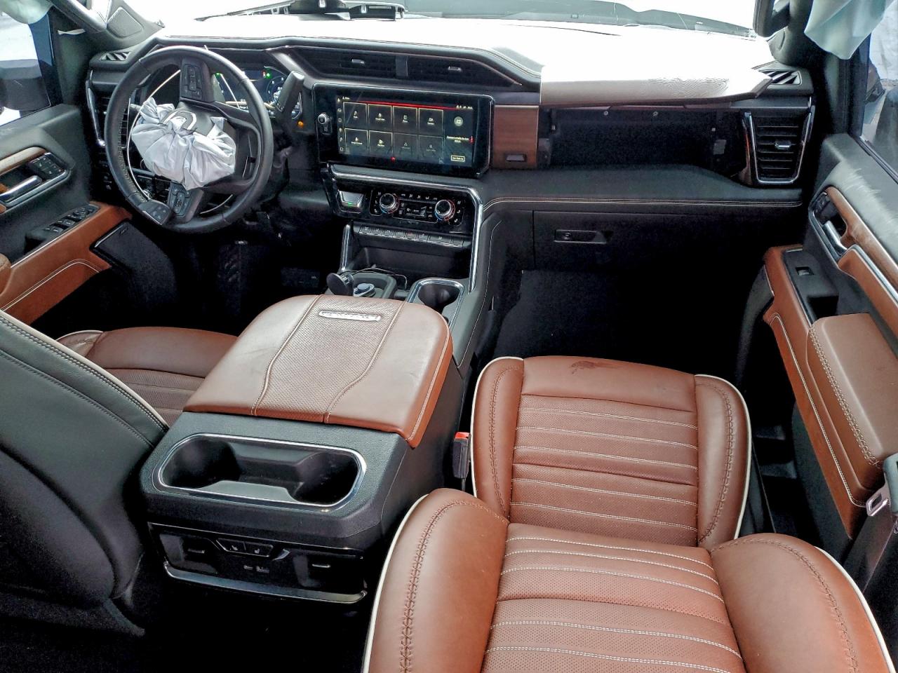 GMC Sierra K3500 Denali Ultimate Image 5