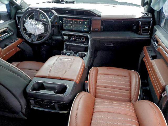 GMC Sierra K3500 Denali Ultimate Image 5