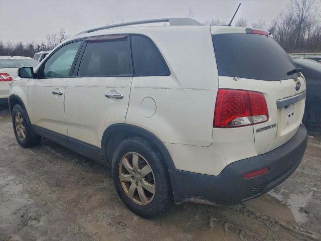 Kia Sorento Base Image 6